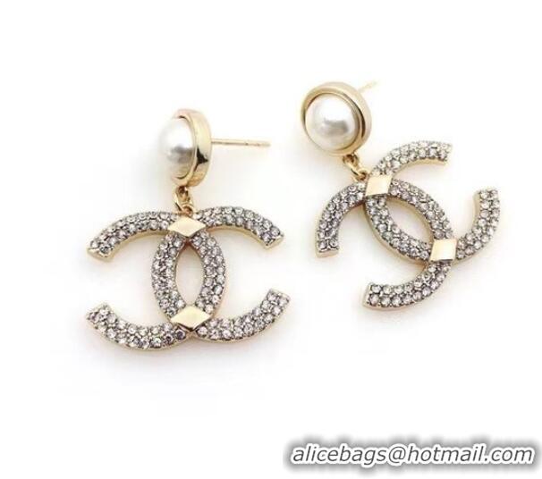 Spot Inexpensive Chanel Earrings CE7490