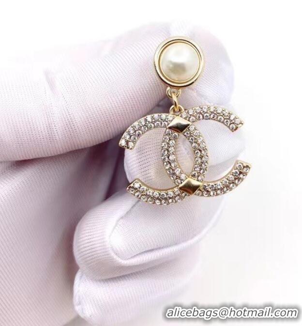 Spot Inexpensive Chanel Earrings CE7490