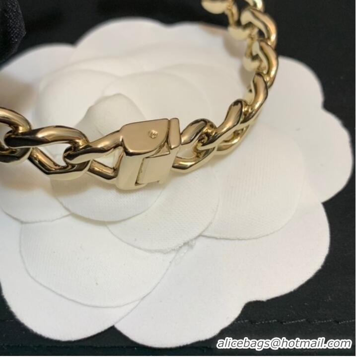  Buy Fashionable Chanel Bracelet CE7495