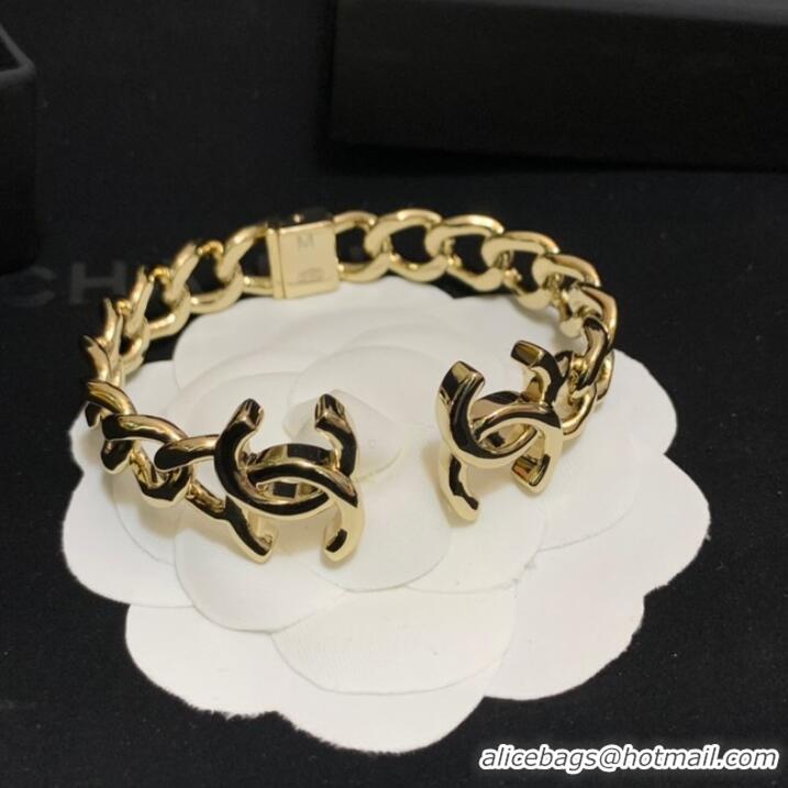  Buy Fashionable Chanel Bracelet CE7495