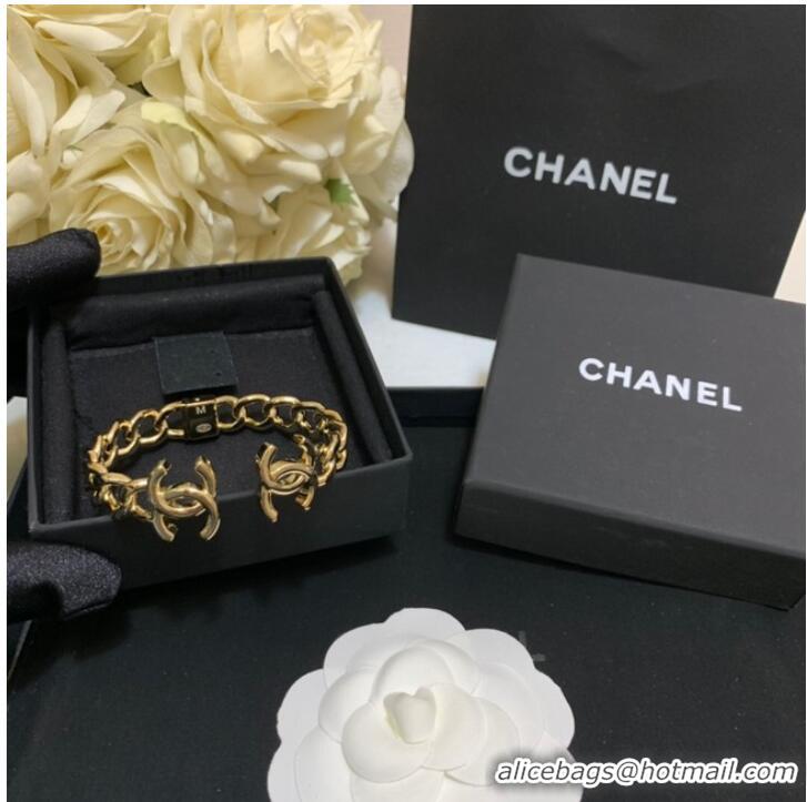  Buy Fashionable Chanel Bracelet CE7495