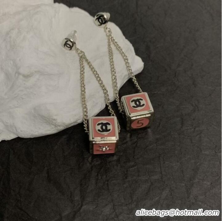 Famous Brand Chanel Earrings CE7531