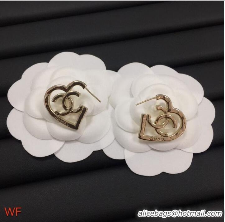 Spot Inexpensive Chanel Earrings CE7552