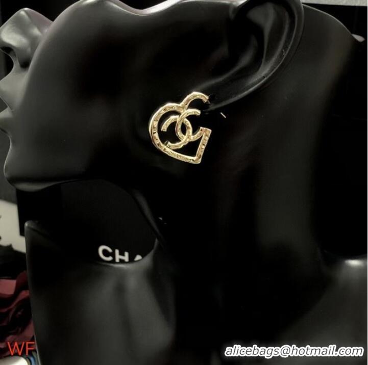 Spot Inexpensive Chanel Earrings CE7552