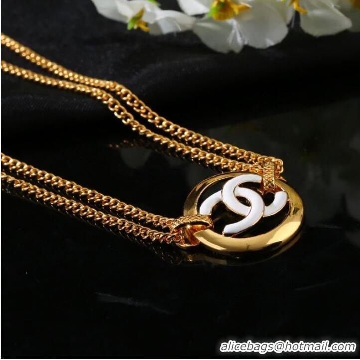 Grade Quality Chanel Necklace CE7595 White