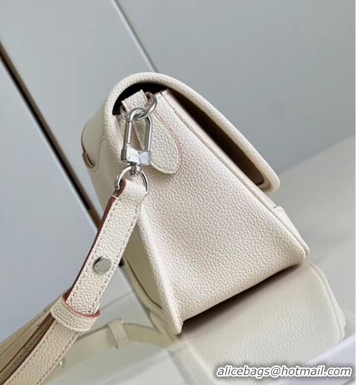 Inexpensive Louis Vuitton BUCI M59457 Quartz White