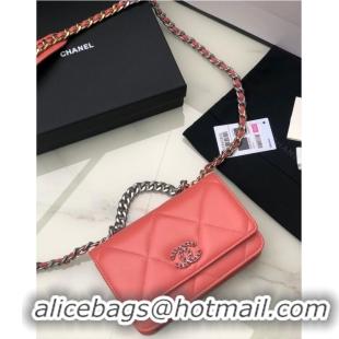 Good Quality Chanel 19 Classic Sheepskin Leather Chain Wallet AP0957 pink& silver-Tone Metal