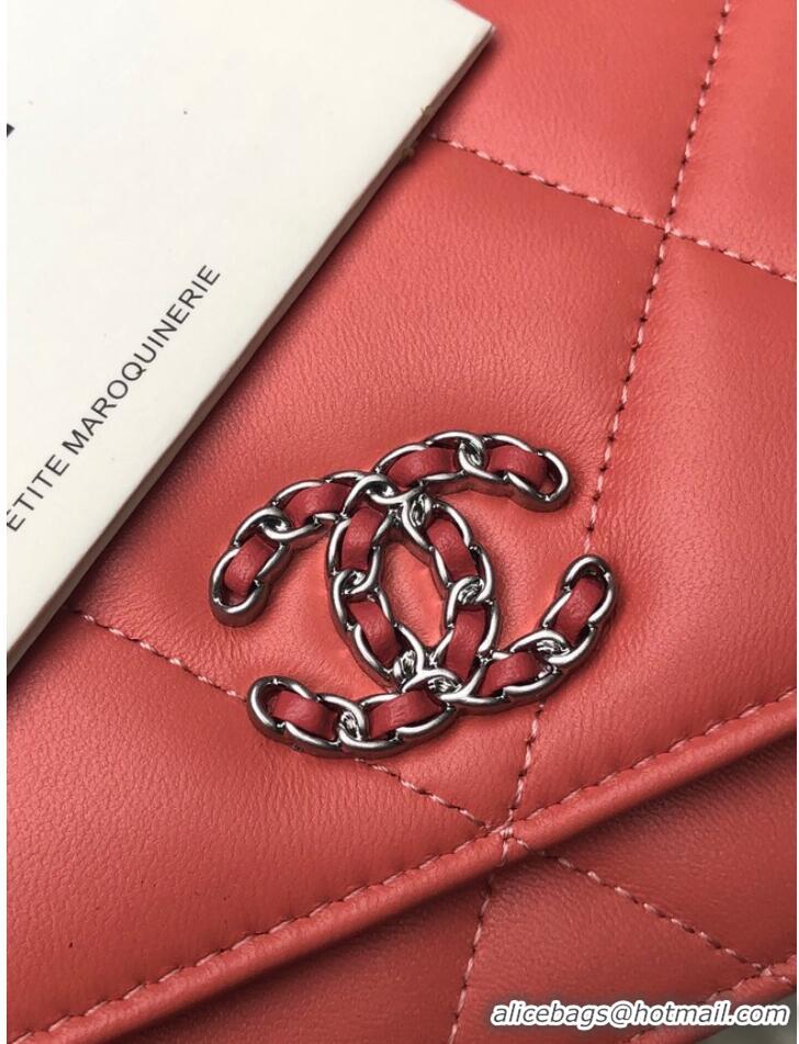 Good Quality Chanel 19 Classic Sheepskin Leather Chain Wallet AP0957 pink& silver-Tone Metal