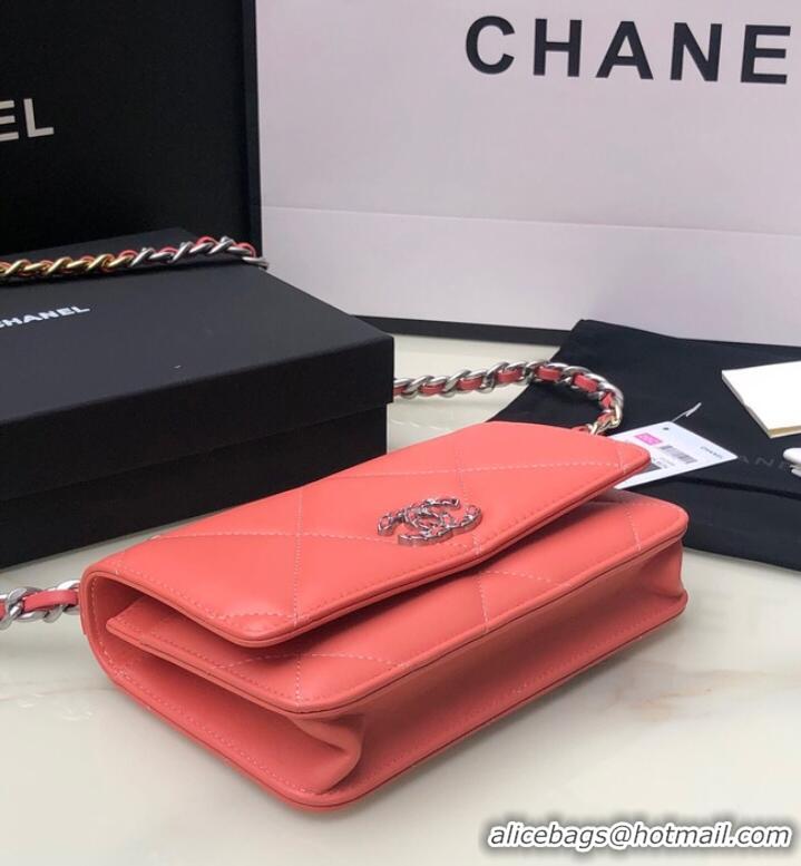 Good Quality Chanel 19 Classic Sheepskin Leather Chain Wallet AP0957 pink& silver-Tone Metal