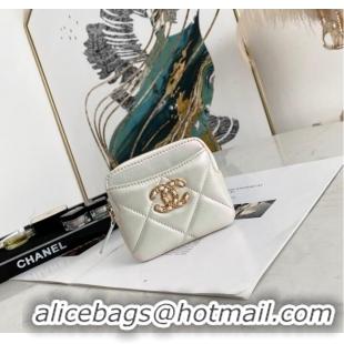 Top Quality Chanel 19 Zip Card bag 82086 Pearl white