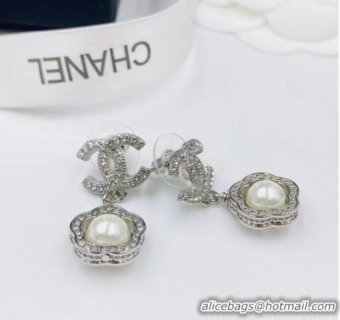 Good Product Discount Chanel Earrings CE6900