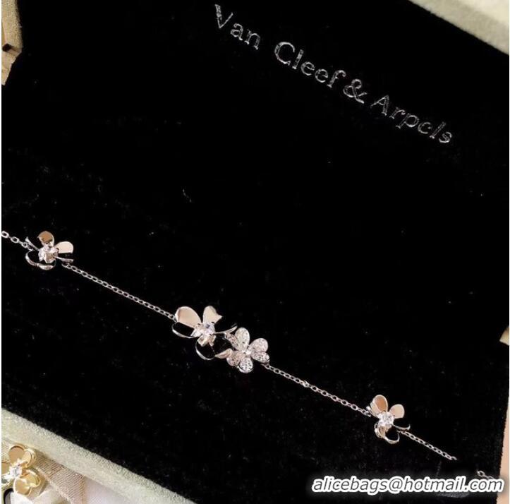 Newly Launched Van Cleef & Arpels Bracelet CE6934