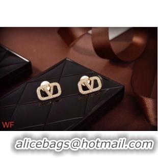 Buy Fashionable Valentino Earrings CE6950