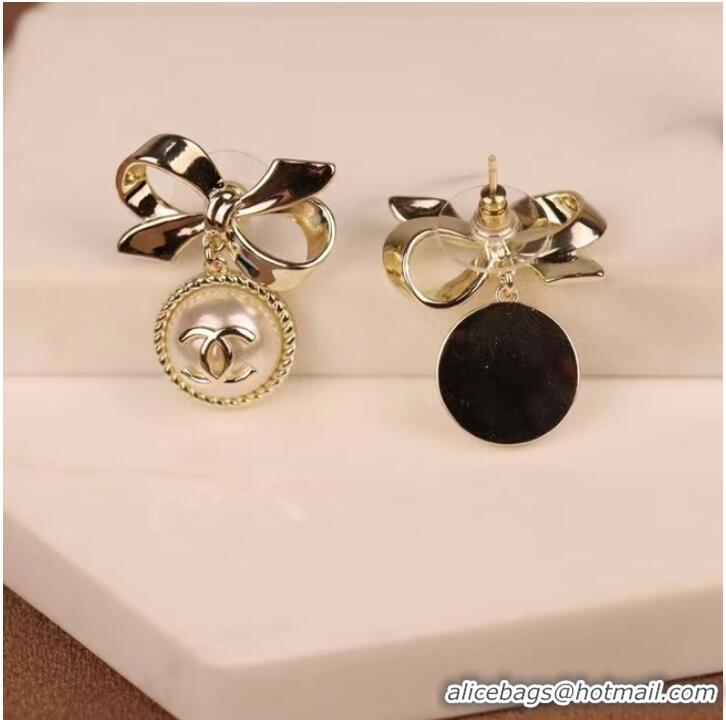 Top Quality Youthful Chanel Earrings CE6980