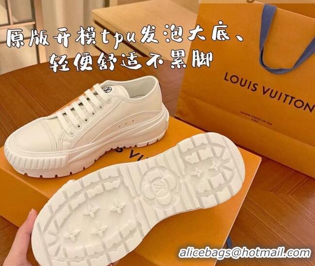 Unique Grade Louis Vuitton LV Squad Canvas and Leather Low-top Sneakers 121807 White