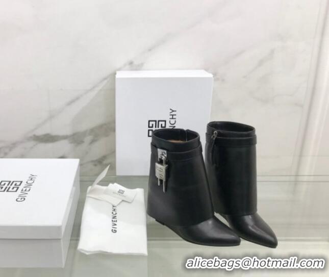 Sale Design Givenchy Shark Lock Ankle Boots in Leather 1230051 Black