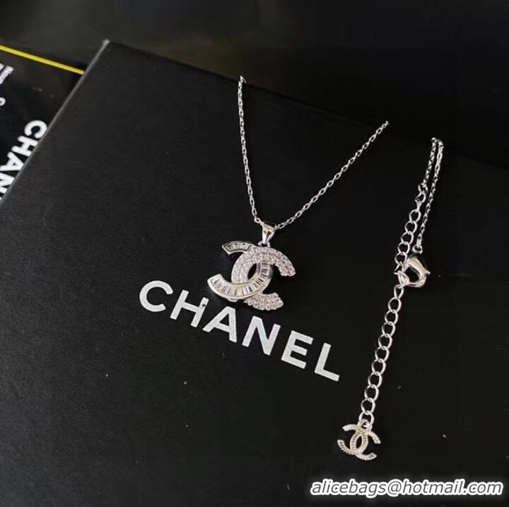 Top Grade Chanel Necklace CE6999