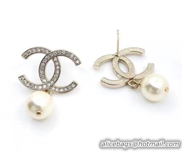 Buy Cute Discount Chanel Earrings CE7015