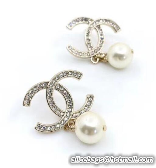 Buy Cute Discount Chanel Earrings CE7015