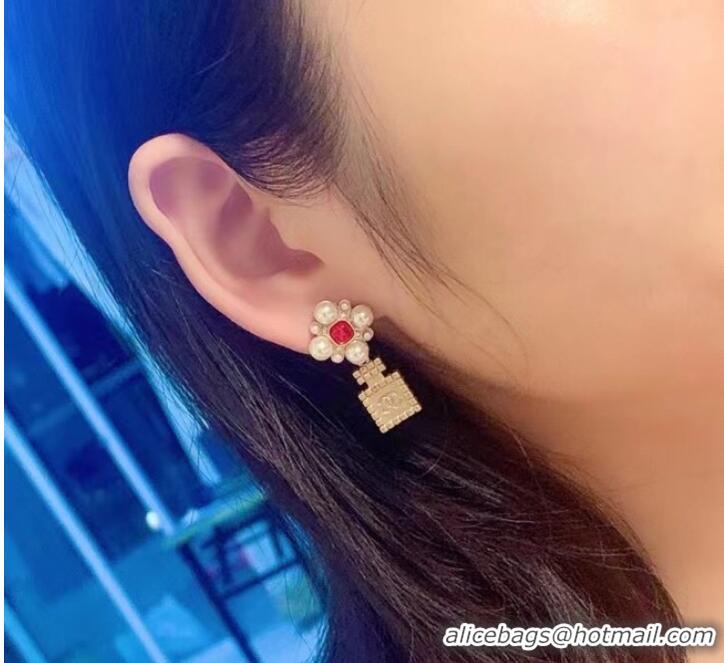 Famous Brand Chanel Earrings CE7020