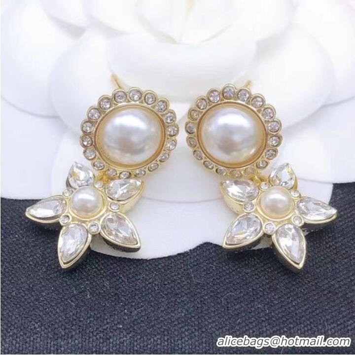 Famous Brand Discount Chanel Earrings CE7022