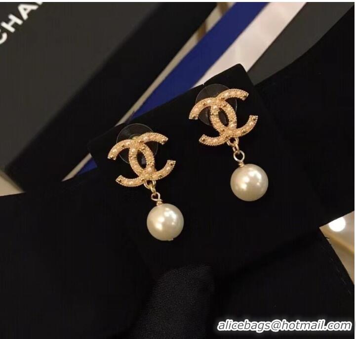 Fashion Discount Chanel Earrings CE7058