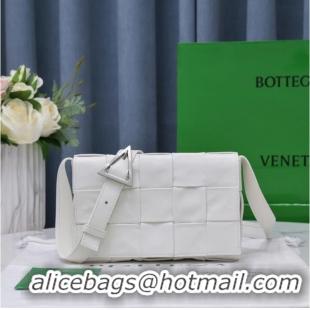 Famous Brand Bottega Veneta CASSETTE 018101 White