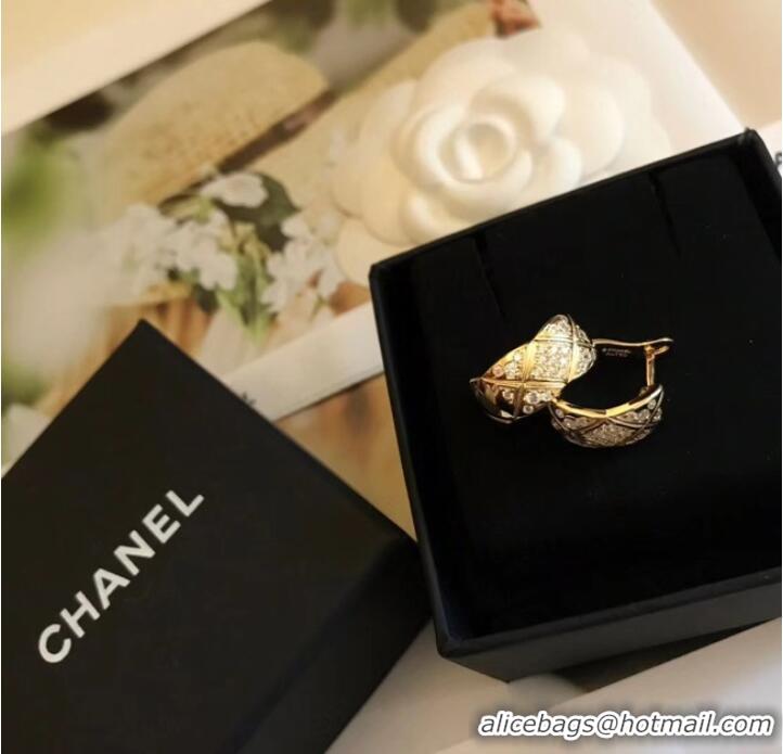 Good Looking Promotional Chanel Earrings CE7136