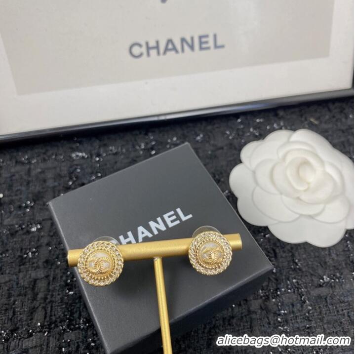 Pretty Style Inexpensive Chanel Earrings CE7153