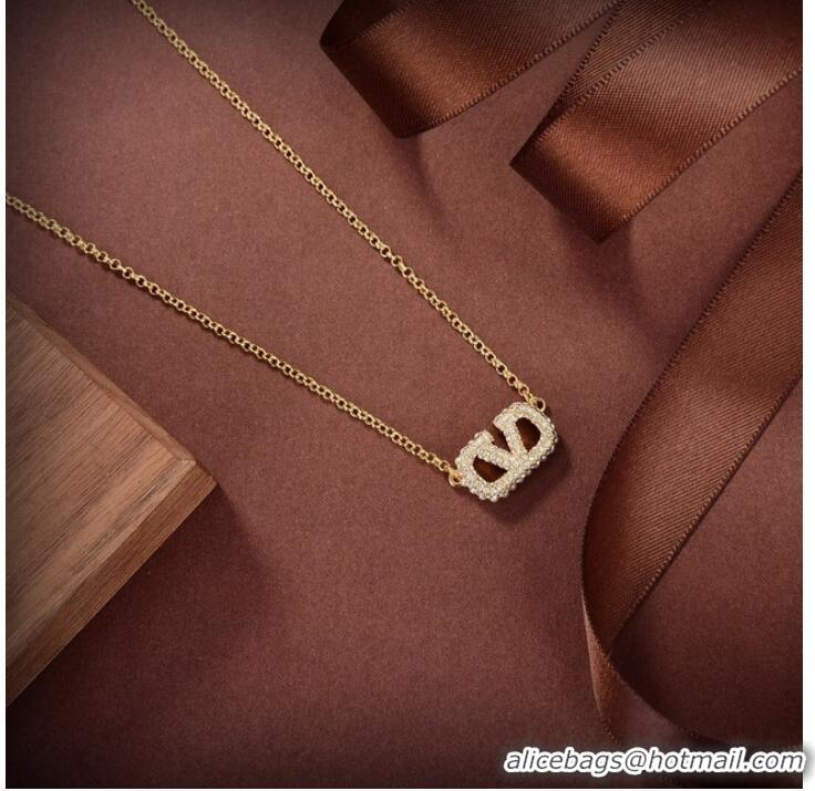 Buy Discount Valentino Necklace CE7160