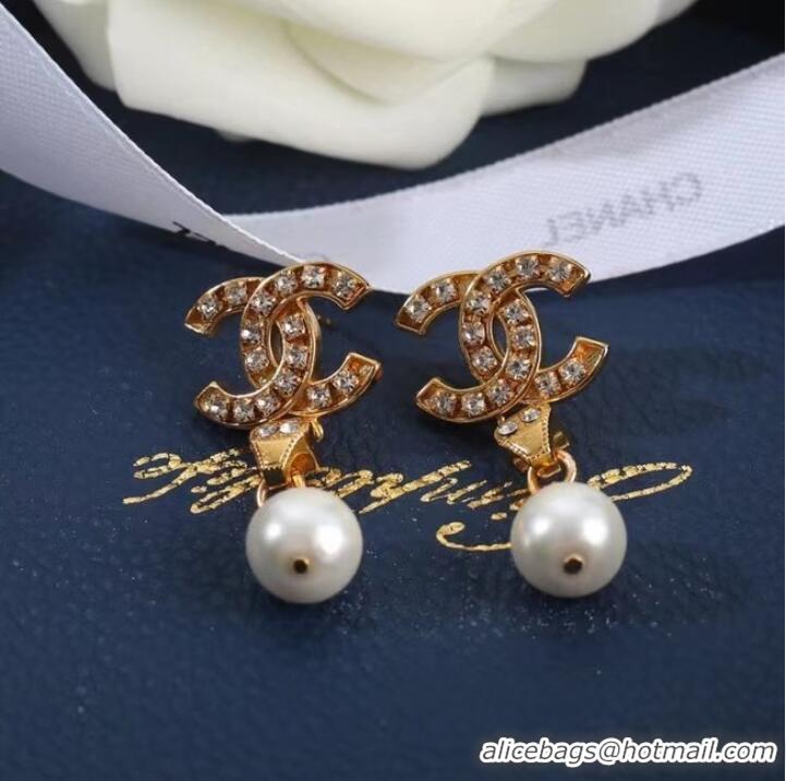 Shop Fashion Chanel Earrings CE7181