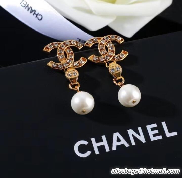 Shop Fashion Chanel Earrings CE7181