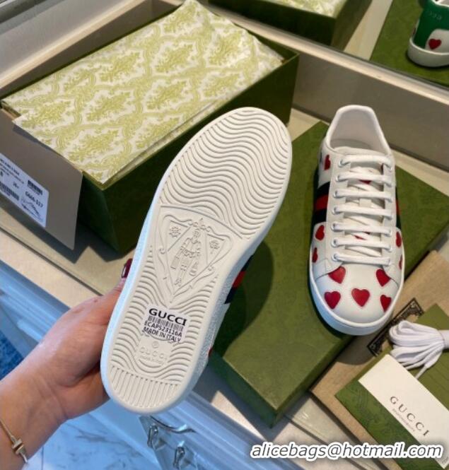 Best Design Gucci Ace Leather Sneakers with Red Heart 021609