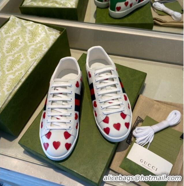 Best Design Gucci Ace Leather Sneakers with Red Heart 021609