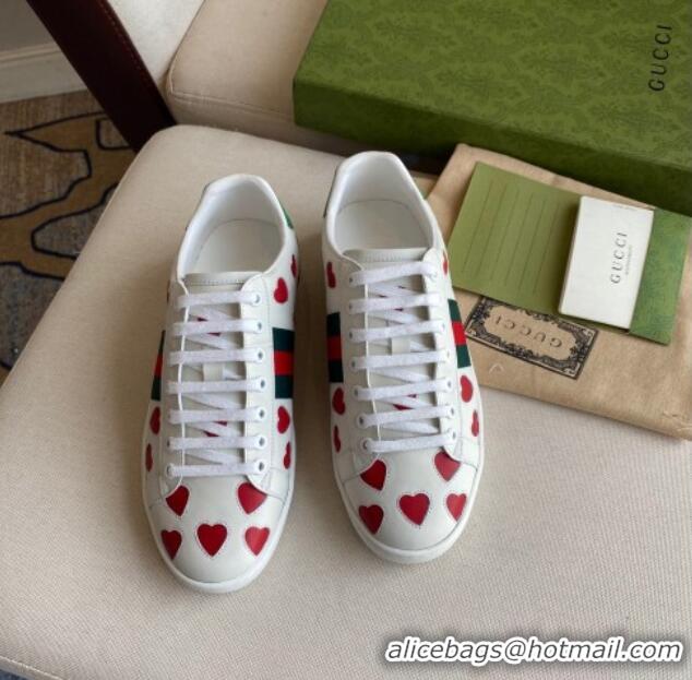 Best Design Gucci Ace Leather Sneakers with Red Heart 021609