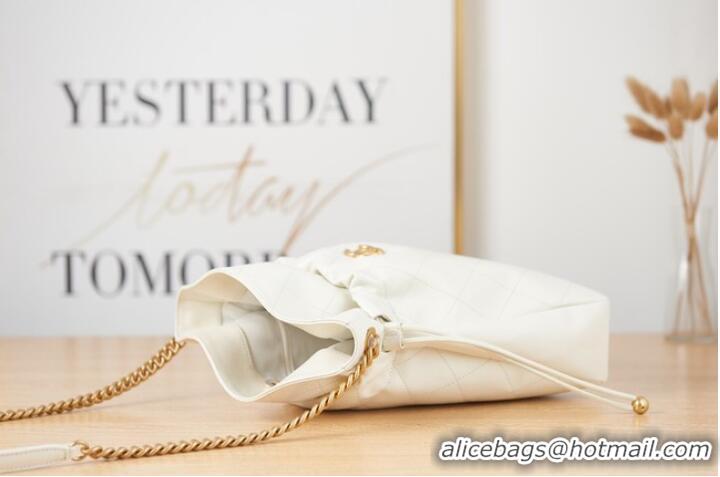 Unique Grade Chanel SMALL Lambskin Shoulder Bag AS2986 white