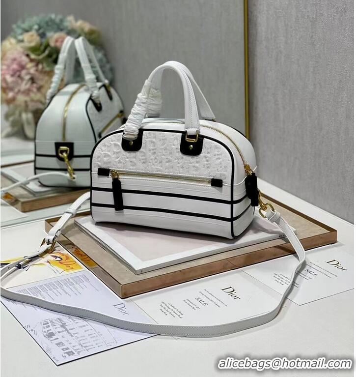 Famous Brand DIOR medium Embossing leather tote Bag A9200 white