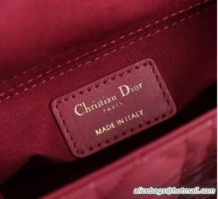 Good Looking MINI LADY DIOR BAG Lambskin M0566OE red