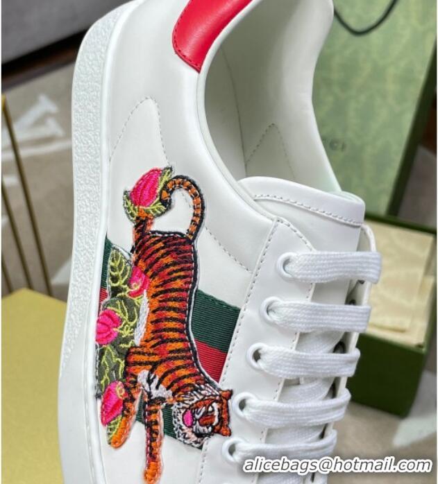 Low Cost Gucci Tiger Ace Sneakers 687620 White Leather