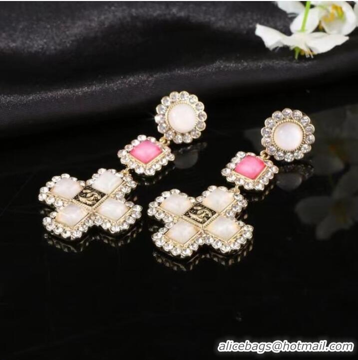 Wholesale Inexpensive Chanel Earrings CE7240