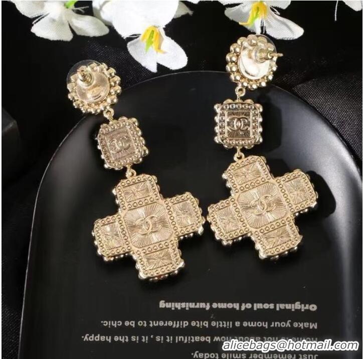 Wholesale Inexpensive Chanel Earrings CE7240