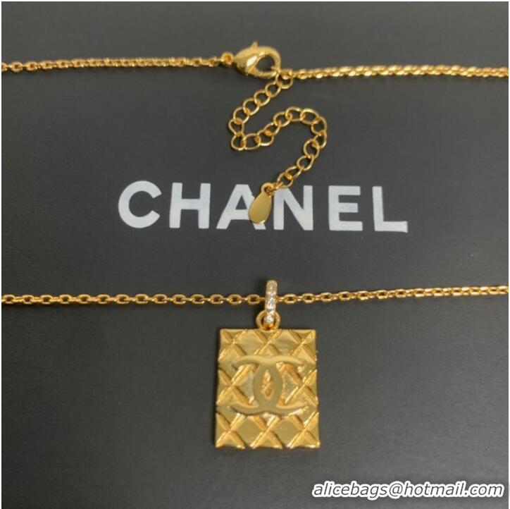 Famous Brand Chanel Necklace CE7265