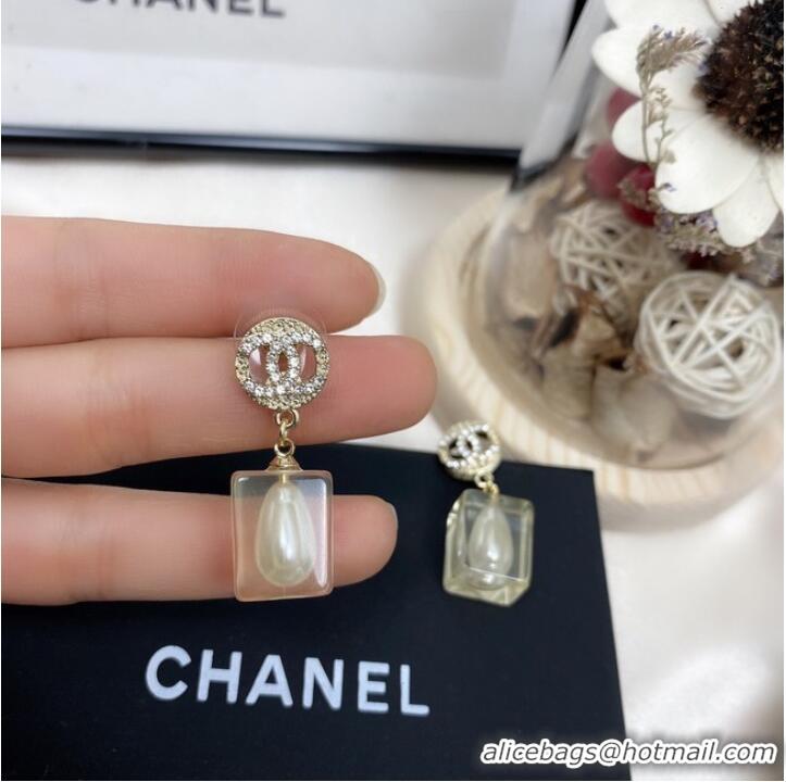 Well Crafted Chanel Earrings CE7272