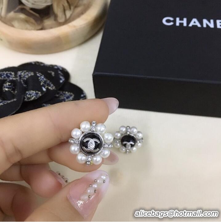 Traditional Specials Chanel Earrings CE7273