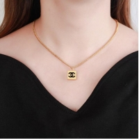 Top Grade Promotional Chanel Necklace CE7430