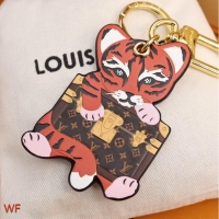 Buy Discount Louis Vuitton CHARM AND KEY HOLDER M00364