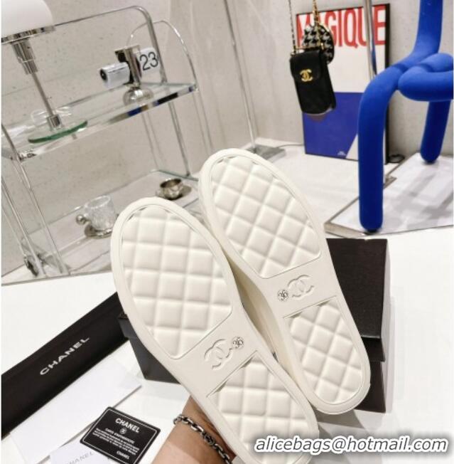 Classic Chanel White Canvas Sneakers 021558 Blue