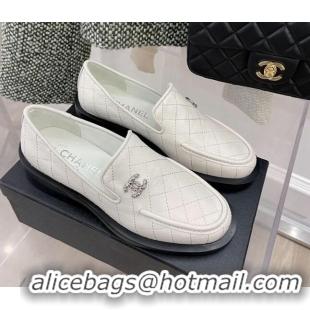 Fashion Chanel Quilted Leather Loafers 021827 White