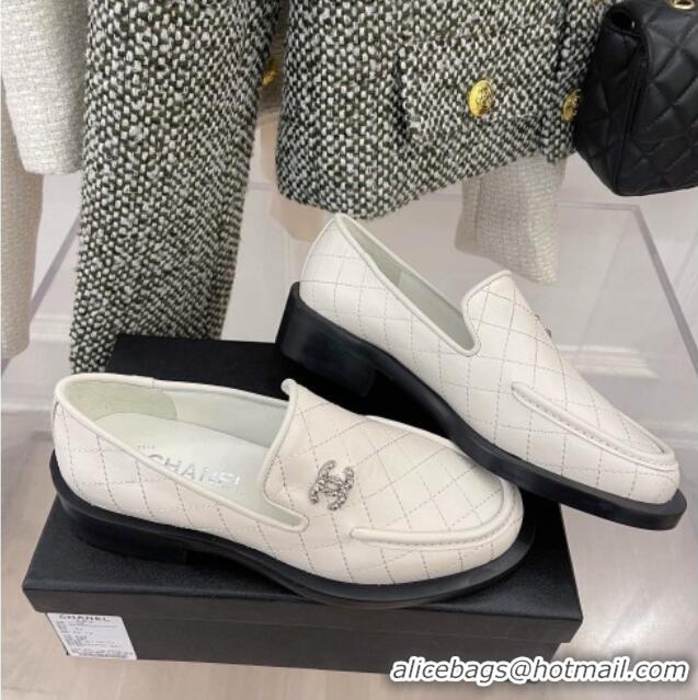 Fashion Chanel Quilted Leather Loafers 021827 White