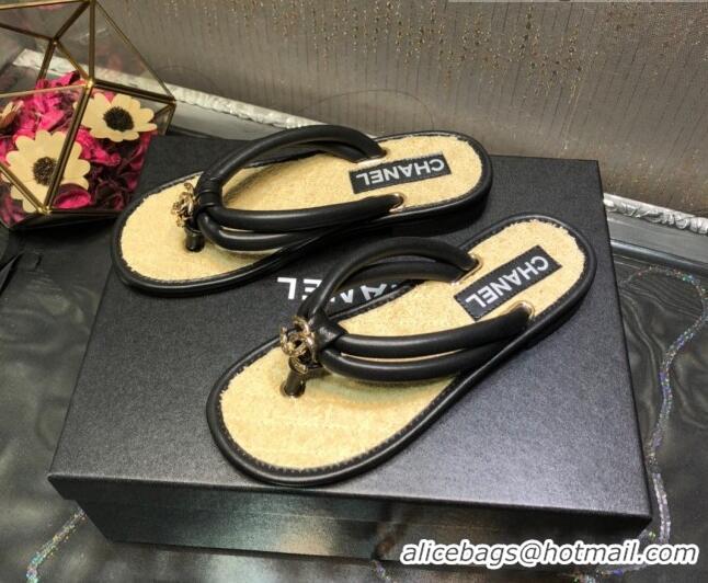 Fashion Chanel Leather Thong Flat Sandals 030418 Black